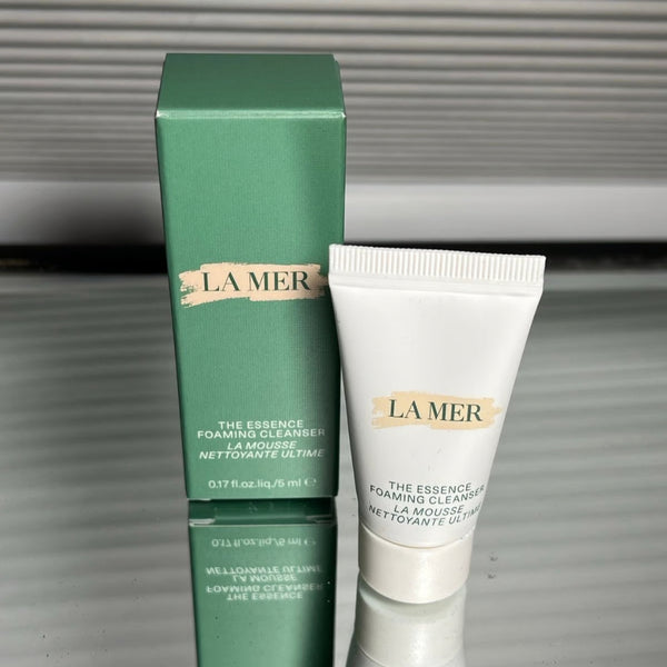 La Mer The Essence Foaming Cleanser Gentle Powerful Niacinamide Moisturizing Softening Refreshing Firming Reduce Pores